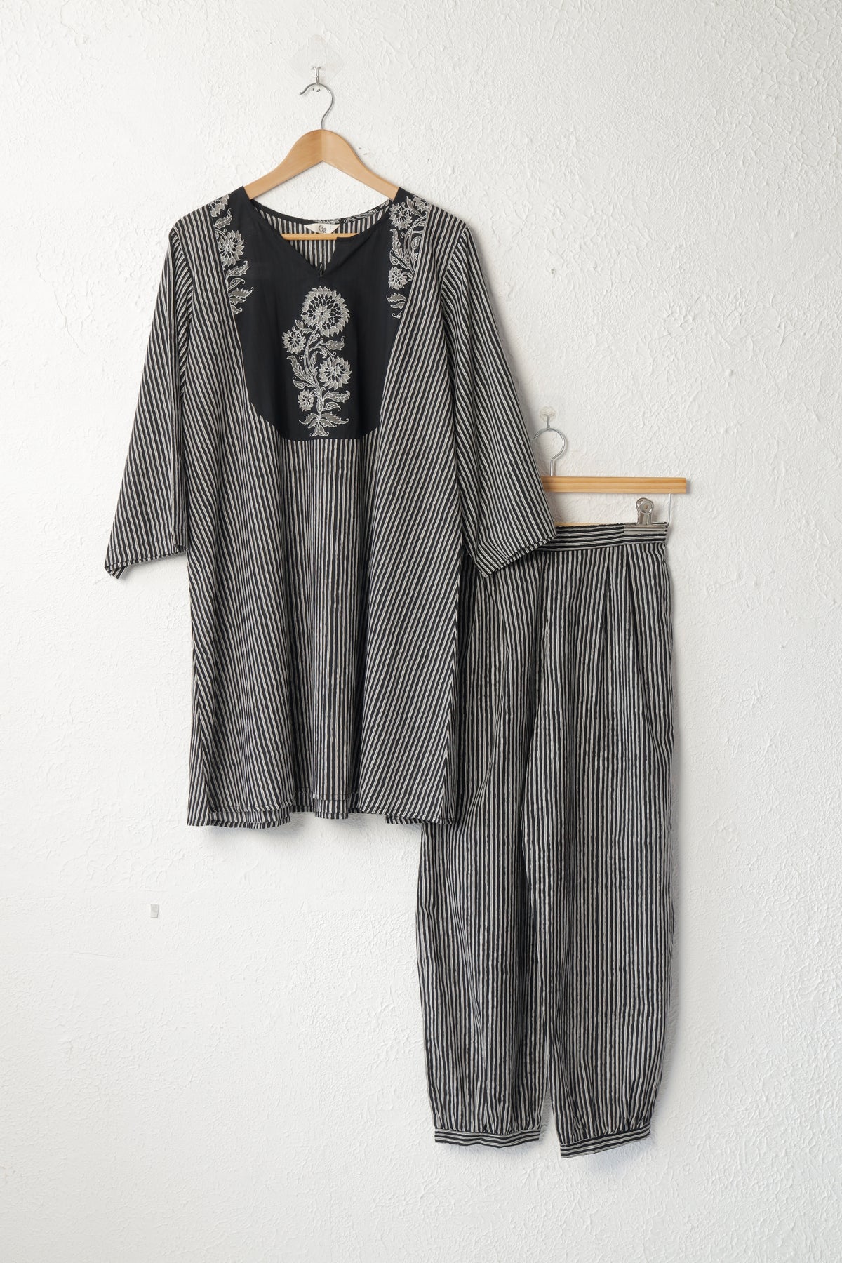 Black and Grey Striped Cotton Kurta Set with Block Printed Yoke