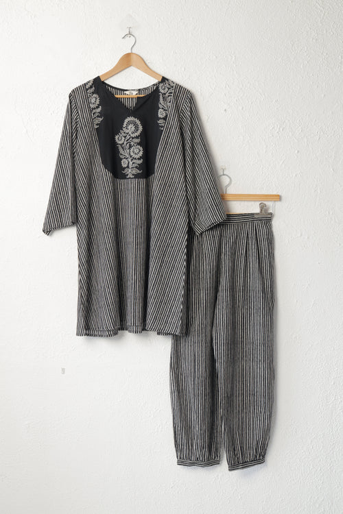 Black and Grey Striped Cotton Kurta Set with Block Printed Yoke