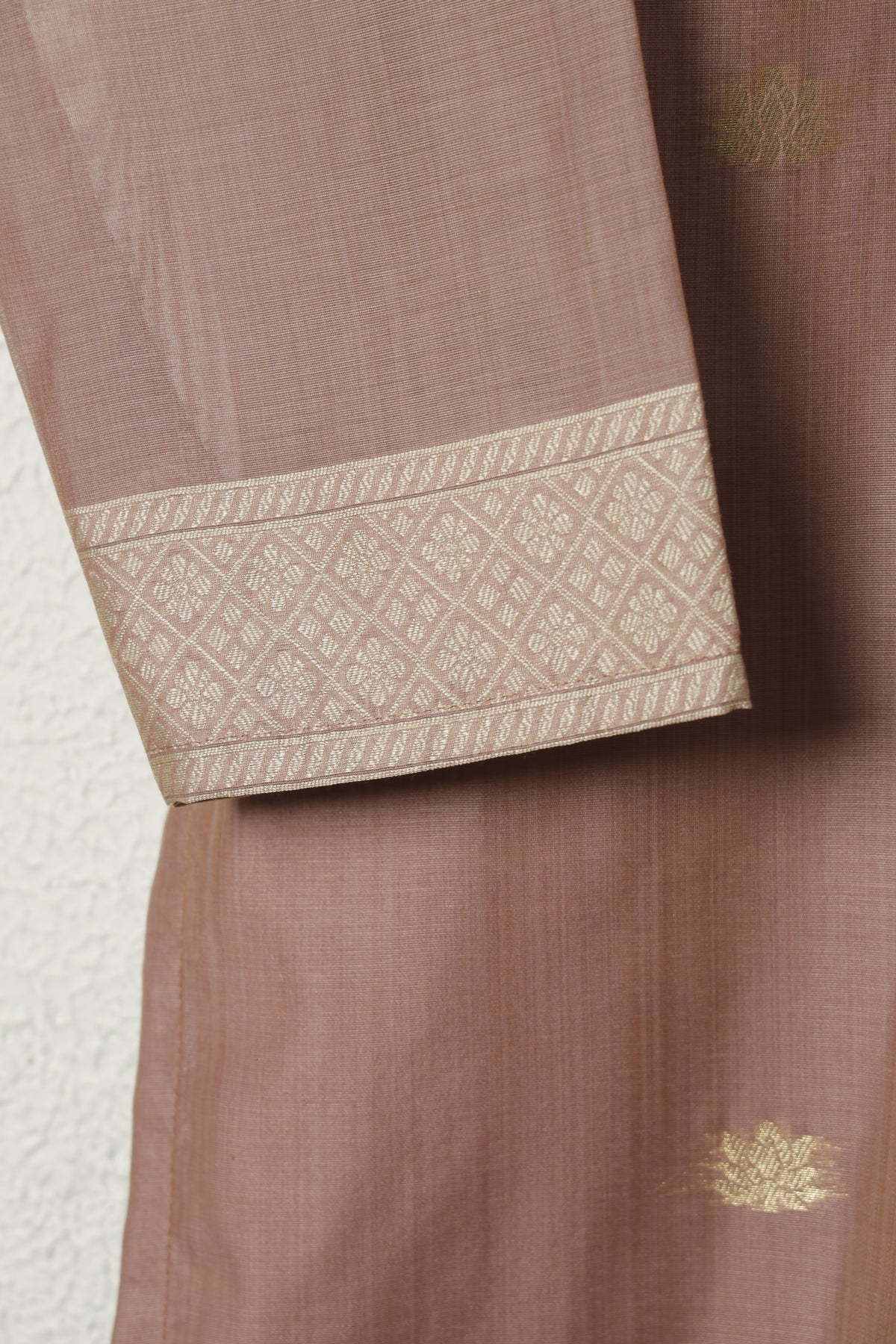 Light Pink Jamdani Handloom Kurta Set with Dupatta