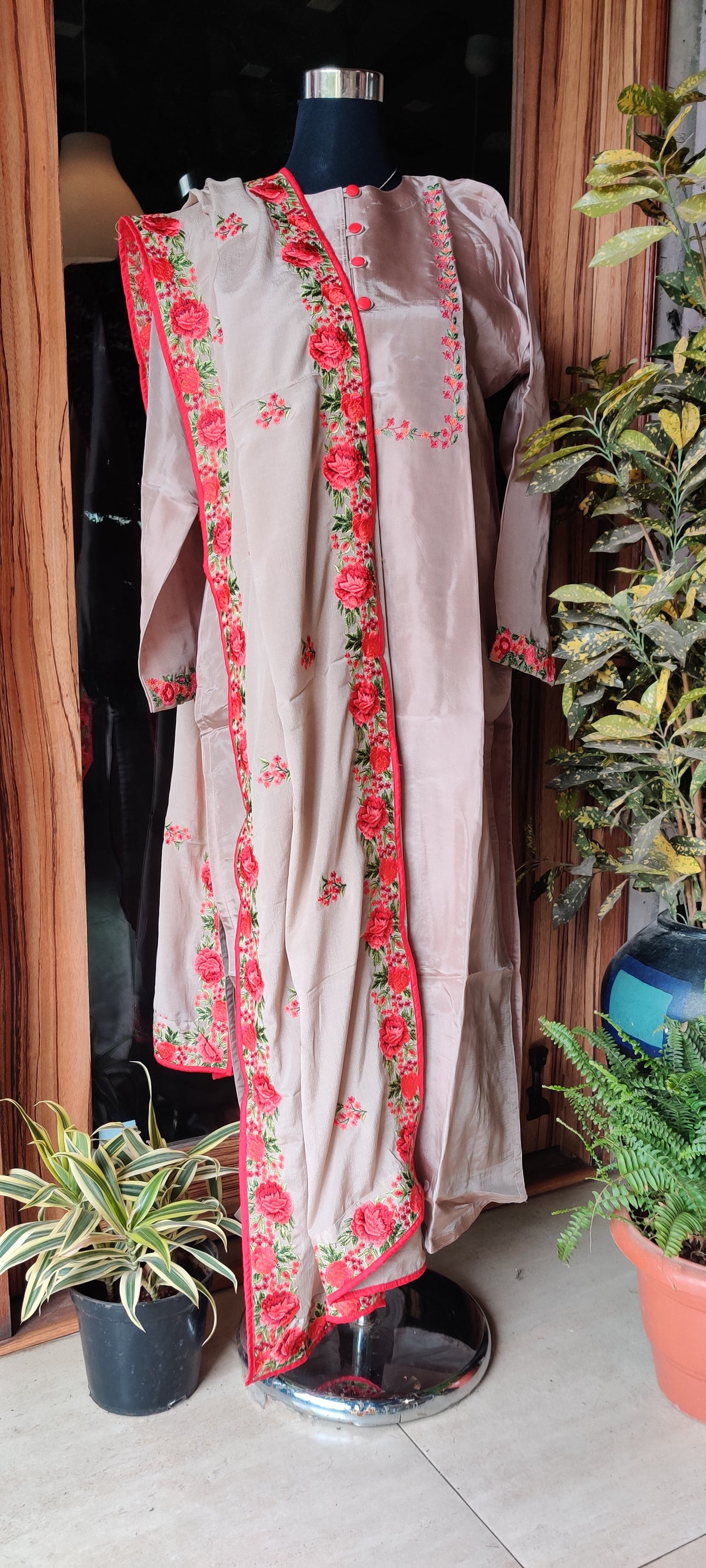 Floral dupatta kurti set pink