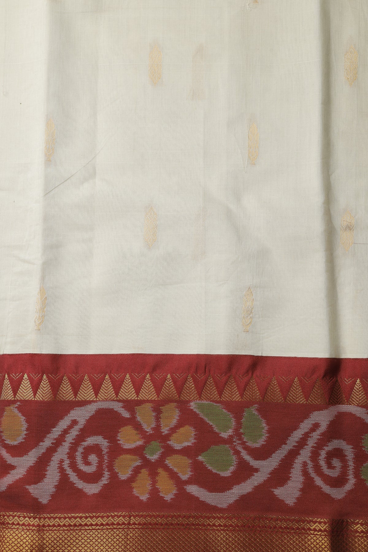 White and Red Gadwal Cotton Loom Sari
